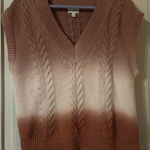 Women's V-Neck Cable Knit Sweater Vest - Brown